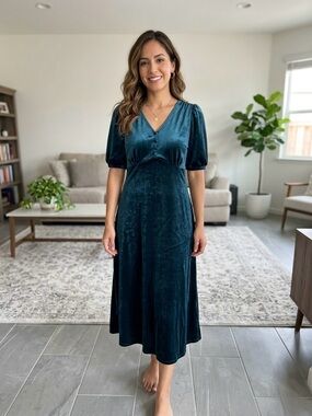 briggs ladies velvet dress New York | Dresses | Briggs New York Blue And White Striped Tiewaist Midi Long sleeve